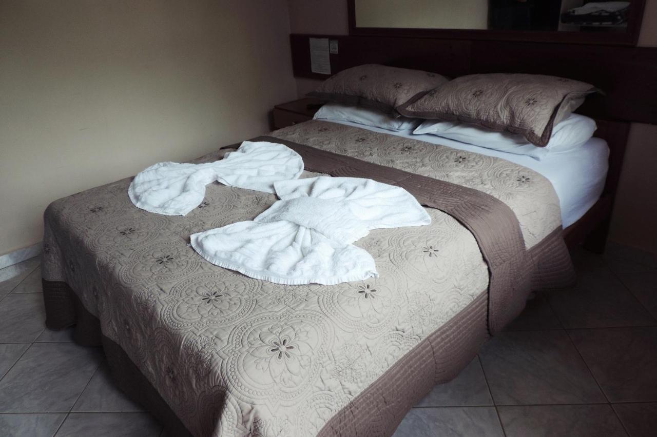 Hotel 3 Pontoes Afonso Cláudio Esterno foto